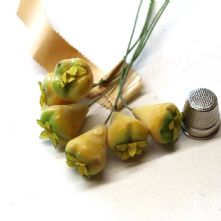 Vintage Small Yellow Pears x 6